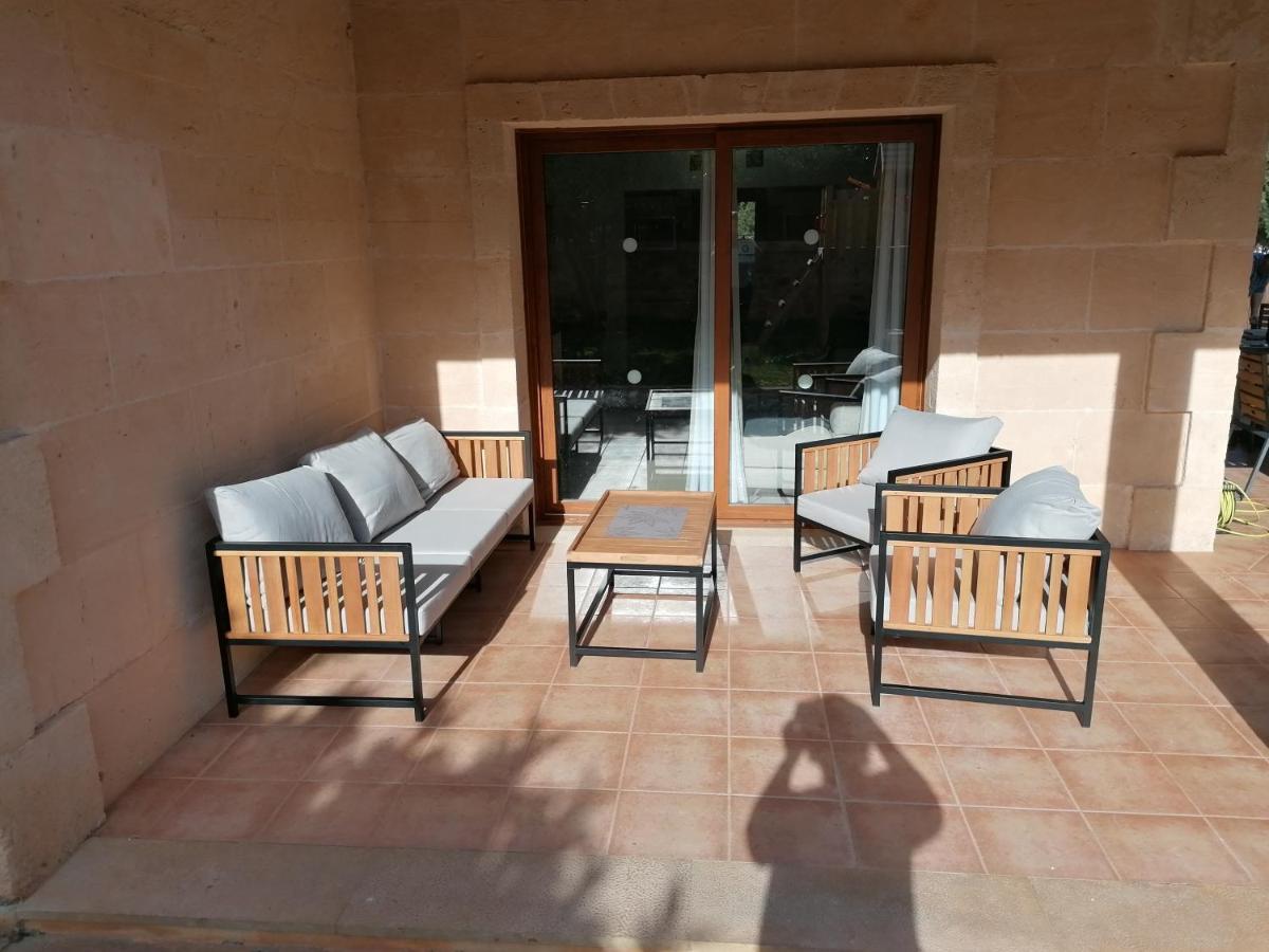 Villa Lara Sa Pobla Exteriör bild